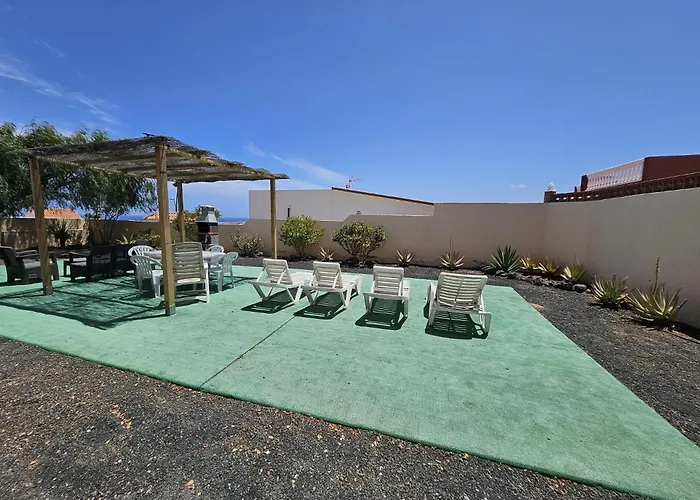 بيت للعطل Kareva *